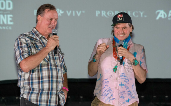 Barry Tubb ja Val Kilmer Top Gunin näytöksessä vuonna 2019.