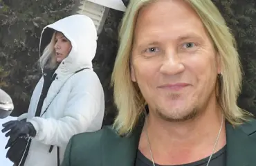 Sami Kuronen osti ökyauton – Saana-rakas pinteessä juontajan menopelin kanssa