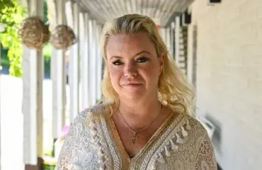 Johanna Tukiainen on nykyään taiteilija − tällaisen teoksen saa viidellä eurolla 