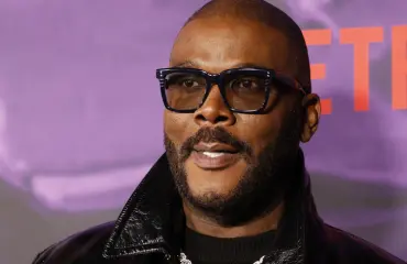 Viekö tekoäly elokuva-alan työt? Huipputuottaja lykkäsi 800 miljoonan dollarin studionhanketta