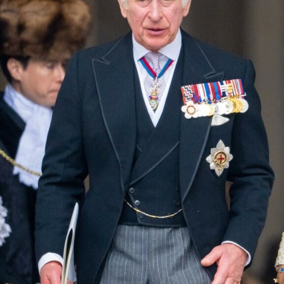Kuningas Charlesin tekemä häätöpäätös puhuu karua kieltä isän ja pojan viilenneistä väleistä. kuningas Charles