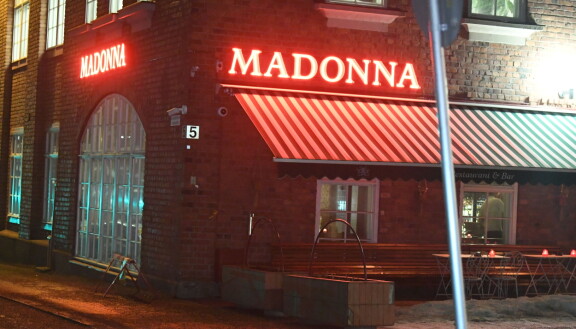 Madonna-ravintola toimi Sannan bilepaikkana.