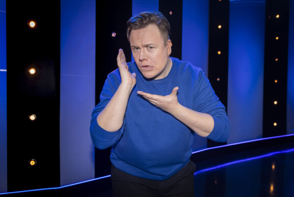 – Putous-lähetyksen jälkeen menee kotona nukkumaan, ja kohta onkin taas uusi lauantai ja livelähetys. Putous-viikot ovat menneet hirveällä vauhdilla, Nicklas sanoo.