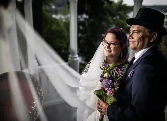 Unelmahäät-parilla on poikkeuksellinen järjestely – eivät halua asua yhdessä