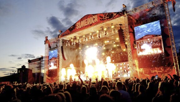 Simerockia mainostetaan Lapin suurimpana tapahtumana, ja myös paikalliset ovat äänestäneet Simerockin Rovaniemen parhaaksi tapahtumaksi vuonna 2019.