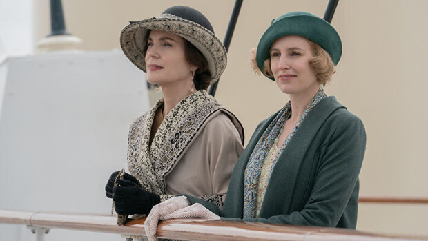 Nenäliinat valmiiksi – Downton Abbey: Uusi aikakausi -elokuva on nyt katsottavissa SkyShowtime-suoratoistopalvelussa Downton Abbey Uusi aikakausi