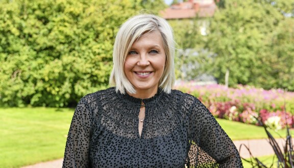 Maajussille morsian -ohjelman juontaja Vappu Pimiän sympatiat ovat selvästi Matin puolella.