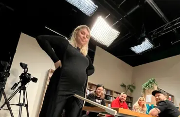 Meneekö tämä jo liian pitkälle? Raskaana olevaa Ilona Chevakovaa rääkätään tv-ohjelmassa 