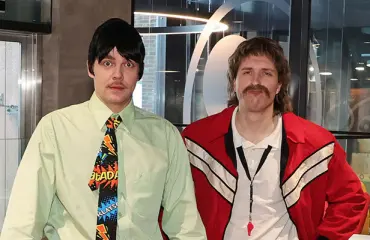 Mainos-Harri ja Kari Mutanen ottavat mittaa toisistaan Putous-finaalin alla – vahvuutena ”aiva uskomaton takaflyygeli” 