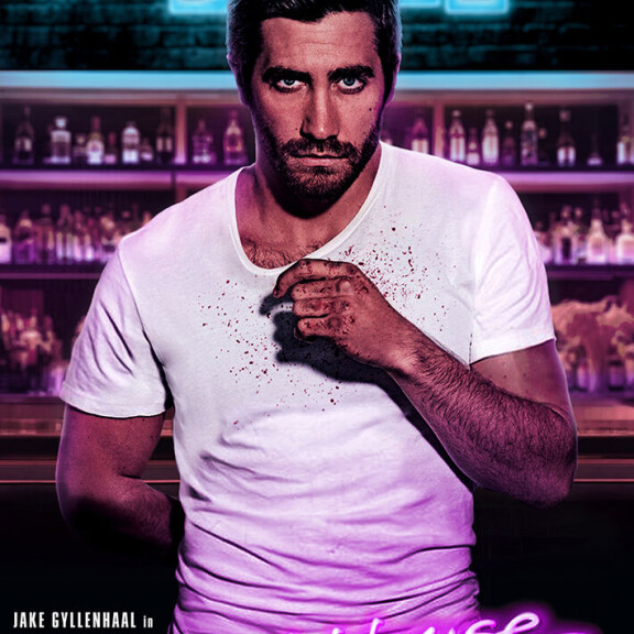 Jäätävässä tikissä oleva Jake Gyllenhaal räjäytti yleisön Las Vegasin vapaaotteluillassa – kuvaa kulttitoimintaelokuvan uusintaversiota Road House -juliste