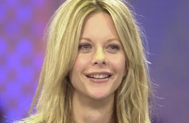 Meg Ryan muutti rajusti tyyliään - napapaita säväyttää