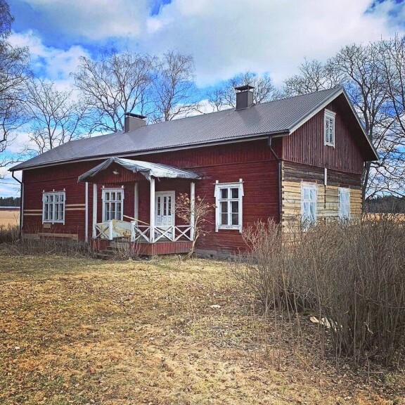Annan talolla on oma Instagram-tili, jolla on lähes 16 000 seuraajaa. Talossa yhdistyy uusi ja vanha sopivassa suhteessa.