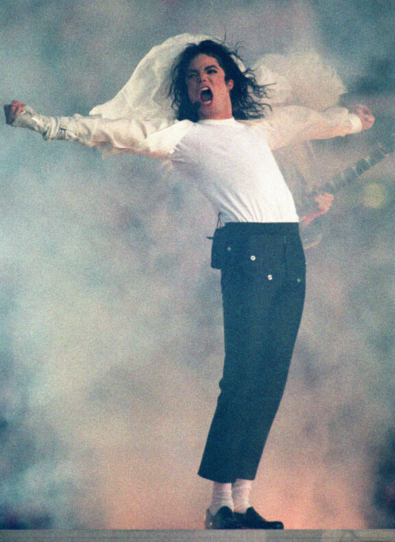 Michael Jackson muistetaan popin kuninkaana.