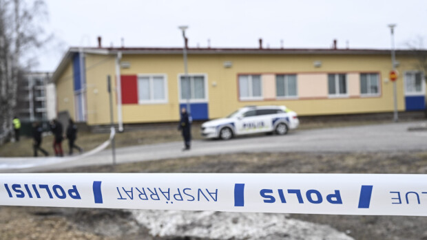Suomalaiset järkyttyivät Vantaan kouluampumisesta - näin julkkikset osoittavat tukensa uhreille