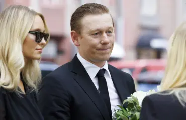 Oho! Mikael Forssellin öky-Mersu rutussa – kuva