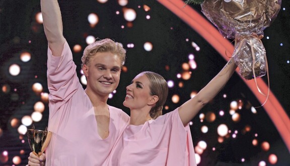 Benjamin Peltonen voitti Tanssii tähtien kanssa -kilpailun vuonna 2022 tanssinopettajaparinsa Saana Akiolan kanssa.