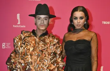 Nämä yllättävät asiat Benjamin, Susanna Laine ja Etta ottivat mukaan Radiogaalaan! Olisitko arvannut?