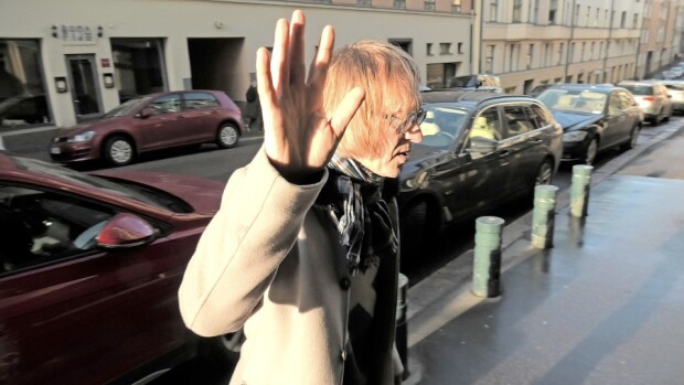 Seiska löysi perheväkivallasta epäillyn Mika Tommolan – loppukevennysmiehen paljonpuhuva video