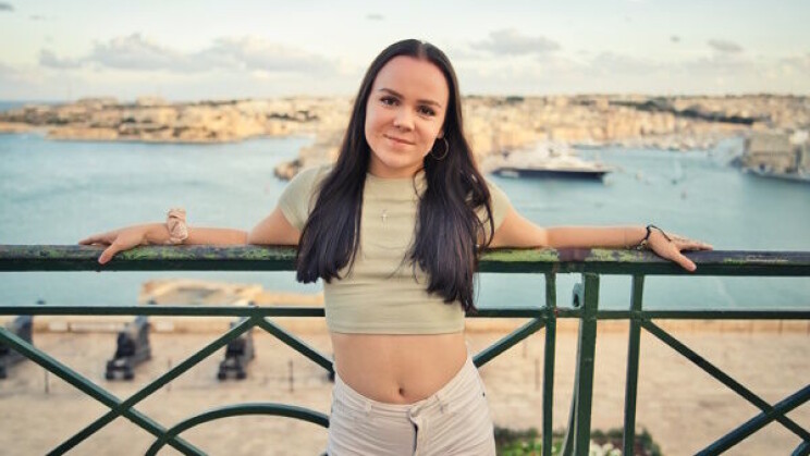 Au pair -Myy järkyttyy perheessään: Lapset joutuvat selviämään arjesta yksin – äiti viihtyy poikaystävän kanssa makuuhuoneessa Au pairit Maltalla
Myy