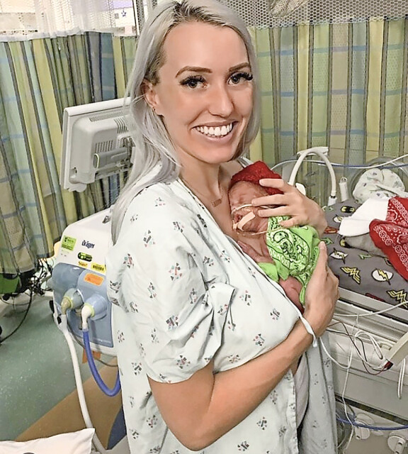 Rachelin ja Hunterin pojan hauraat verisuonet eivät aluksi kestäneet ja hän sai halvaukseen johtaneen aivoverenvuodon.