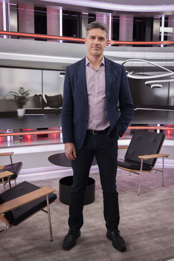 MTV uutisten vastaava päätoimittaja Tomi Einonen oli niukkasanainen alaisensa rikosepäilystä.