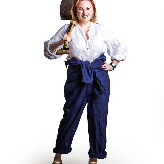 Helena Lindgren ei kaihtanut maatilan töitä. R