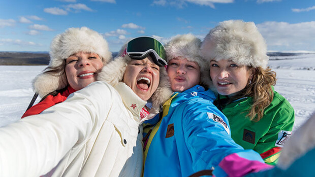 Naisten rilluttelukomedia nousi viikonlopun katsotuimmaksi elokuvaksi Pääkuva