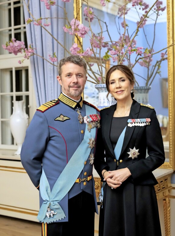 Viikon kuninkaalliset: Kohuprinsessa Märtha Louise jahtaa syyllistä