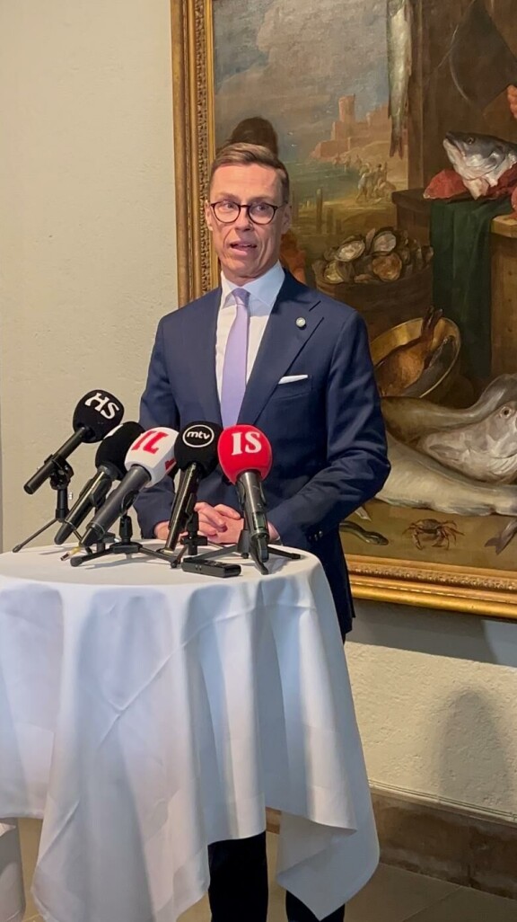 Presidentti vaikutti pirteältä vielä iltapäivän pressitilaisuudessakin.