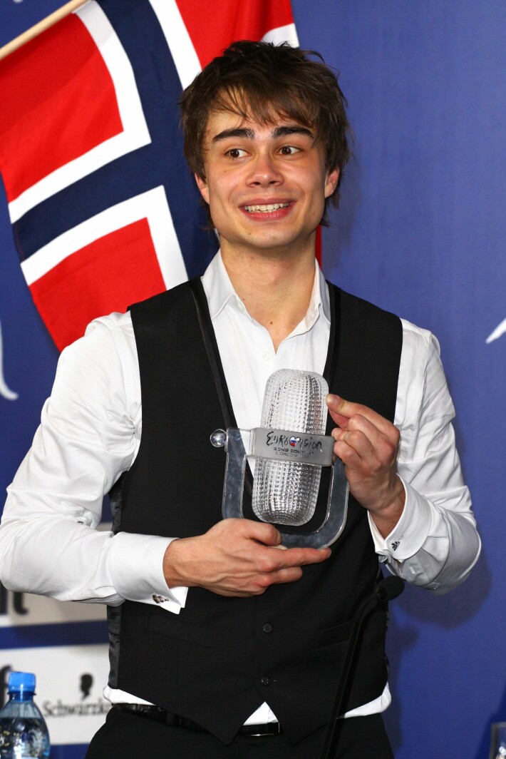 Seiska.fi, Finland: 3 articles about Alexander Rybak | Alexander Rybak