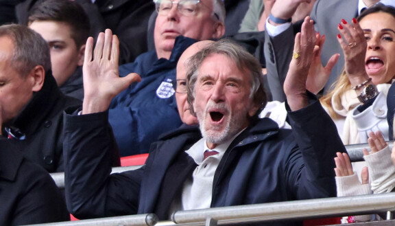 Sir Jim Ratcliffe osti osuuden Manchester Unitedista helmikuussa.