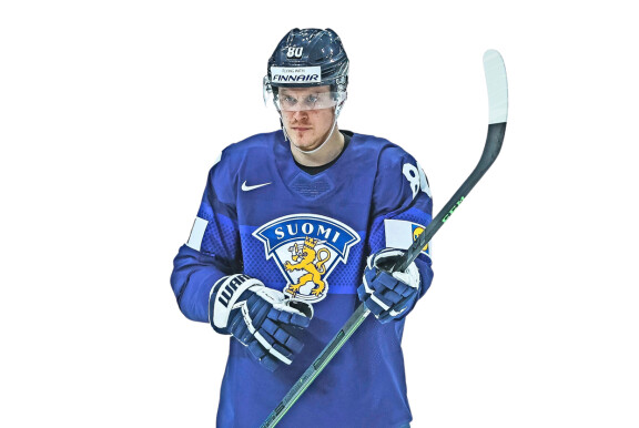 Kapteeniainesta oleva Saku Mäenalanen on pelannut NHL:ssä sekä Euroopan huippusarjoissa.