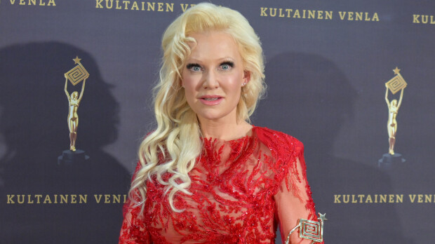 Muistatko tämän siideripullon? Linda Lampeniukselta viesti juoman ostaneille