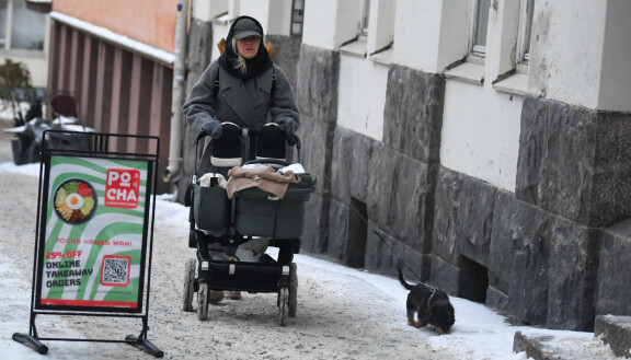 Sonja joutui todistamaan ihmisten piittaamattomuutta luontoa ja ympäristöä kohtaan.