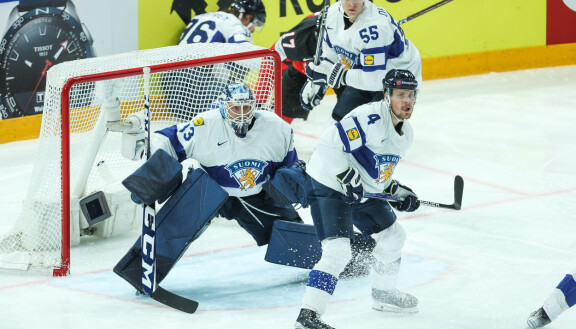 MTV3 näyttää kaikki Leijonien ottelut, molemmat välierät sekä pronssi- ja mitalipelit.
