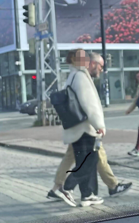 Tuomas Enbuske romanttisissa tunnelmissa – kuva