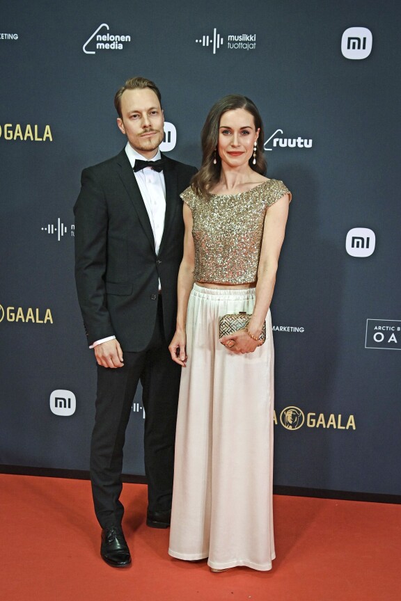 Markus Räikkönen ja pääministeri Sanna Marin Emma-gaalassa toukokuussa 2022.
