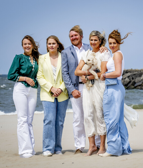 Tänä vuonna Willem-Alexander ja Maxima ovat tehneet ainakin kolme lomamatkaa. Talvella he laskettelivat viikon Itävallassa, pääsiäisviikon he nauttivat Kreikasta ja huhtikuussa rentoutuivat Italiassa.