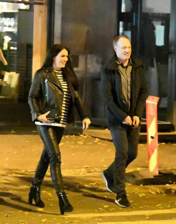 Sara ja Jari-Matti kuvattuna vuonna 2022.
