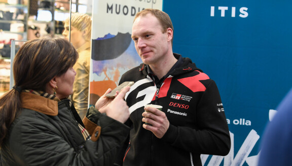 Jari-Matti Latvalalla on aina aikaa faneille.