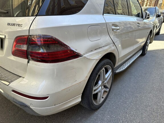 Viikon Kääkit: Mikael Forssellin ökyauto rytyssä, Archie Cruz hemmotteli Iida Vainiota, Juuso Mäkilähde väsäsi drinkkejä