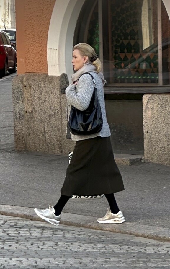 Tähdet, tähdet -kilpailija Helena Lindgren ihastutti tyylillään – kuva