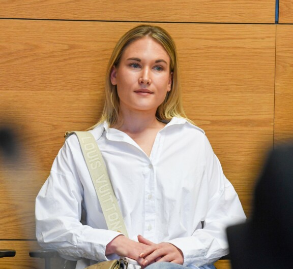 Netta jäi seuraamaan oikeudenkäyntiä