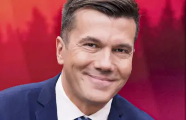 Uutisankkuri Tommy Fränti palasi televisioon - tv-kansa hullaantui