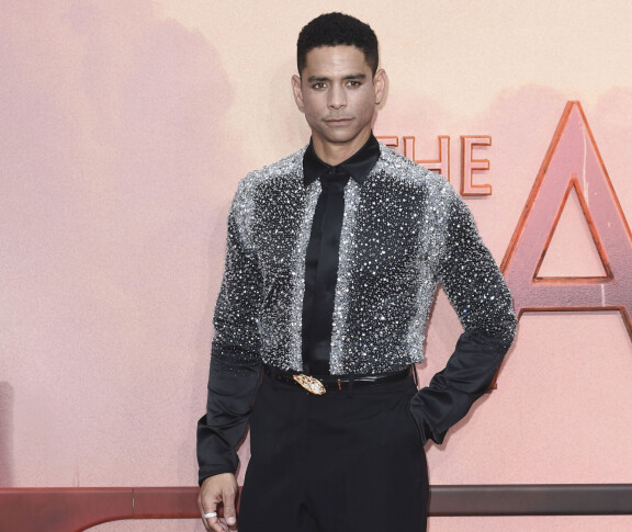 Charlie Barnett on myös tuttu elokuvista Men In Black³ ja Dance Dads.