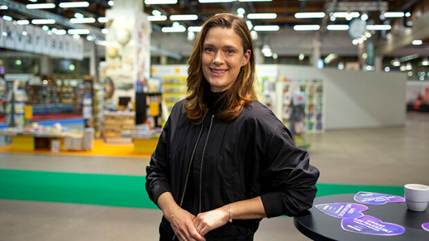 Tällaisena et ole ennen nähnyt Krista Kososta – yhteiskuva ruotsalaishurmurin kanssa Krista