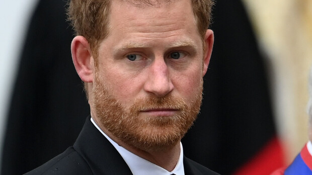 Kuningas Charlesin kova päätös - kylmää kyytiä Harrylle ja Meghanille