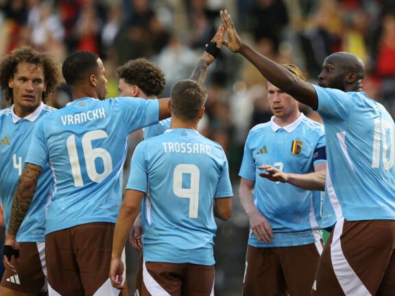 Belgian joukkueasut ovat saaneet inspiraationsa Tintti-sarjakuvista.