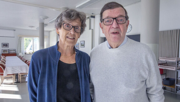 Paavo Väyrynen on ollut Vuokko Kaarina Väyrysen kanssa naimisissa vuodesta 1968 lähtien. Heillä on kolme lasta,sekä kuusi lastenlasta.