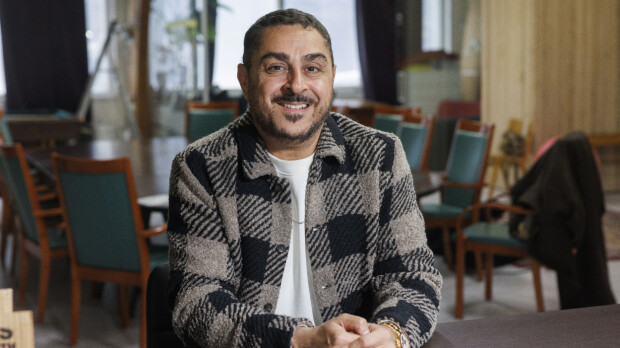Arman Alizad hankki auton – somessa kuohahti: 'Mautonta huumoria'